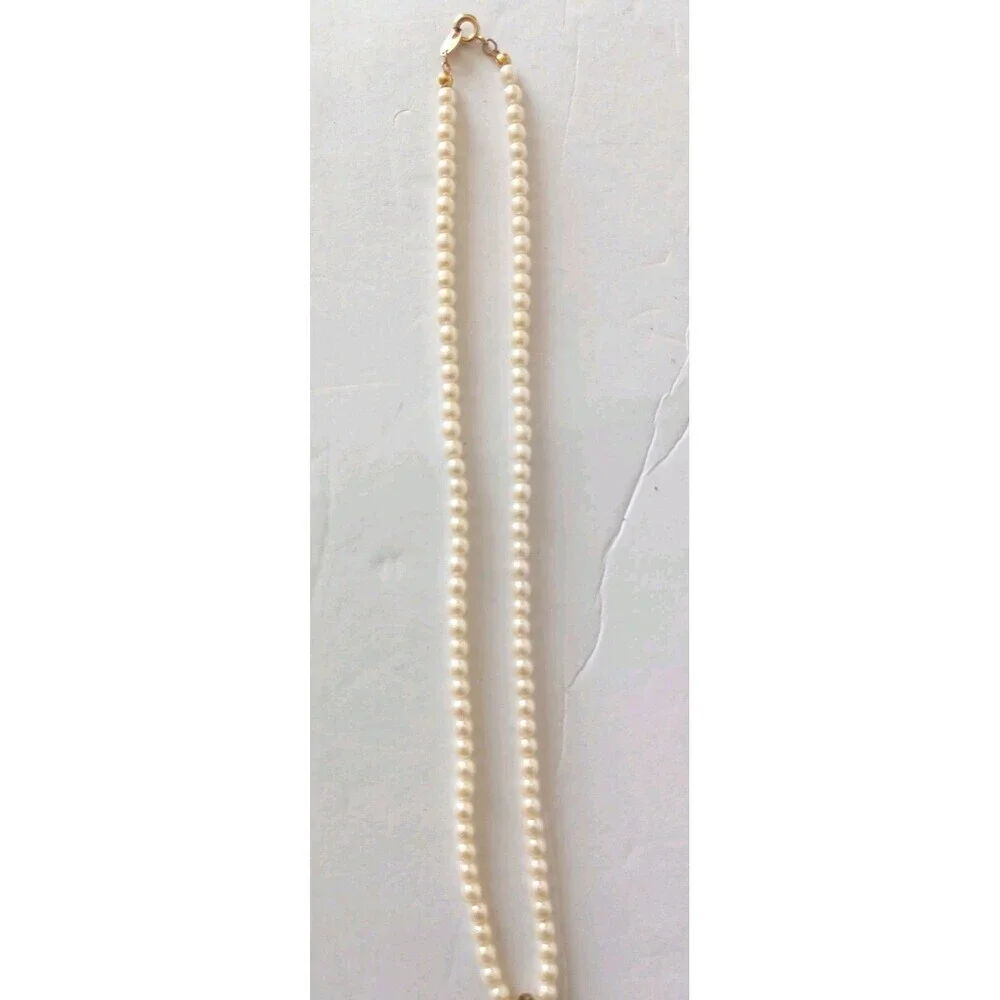 Vintage Estate Avon Faux Pearl Strand Necklace With Floral Pendant